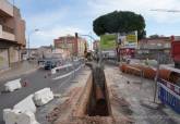 Obras de renovación de saneamiento en Avenida San Juan Bosco de Los Dolores