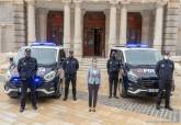 Presentacin de los dos nuevos furgones de atestados de la Polica Local