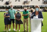 Homenaje a Alejandro Sagarduy y Perico Arango con la nominaci�n de dos de las puertas del Estadio Cartagonova