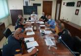 Reunin de Torralba y Ortega con los servicios municipales participantes en el operativo de la Vuelta