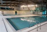 Últimos preparativos de la piscina del Palacio de Deportes.