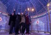 Encendido de las luces de navidad e inauguración del belén municipal y la zona de ocio del puerto