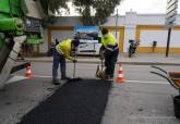 Visita de la alcaldesa a la obra del paso de peatones del puente del Barrio de la Concepción