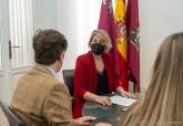 Reunión de la alcaldesa con representantes de Amefmur