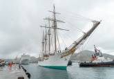 El buque escuela Elcano a su llegada al puerto de Cartagena