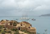 El buque escuela Elcano a su llegada al puerto de Cartagena