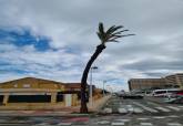 Trabajos de limpieza en playas tras el temporal