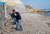 Trabajos de limpieza en las playas 