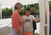 Visita de la alcaldesa al campamento de verano de Salesianos