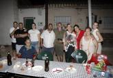 La alcadesa, Noelia Arroyo, con los vecinos de Los Beatos en sus fiestas patronales
