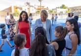 La alcaldesa celebra la vuelta al cole con los alumnos del CEIP Cuatro Santos