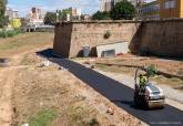 Obras de asfaltado de la senda peatonal del Espacio Algameca