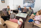 La alcaldesa, Noelia Arroyo ha recibido en el Palacio Consistorial a los miembros de la Asociación de Caridad de San Vicente de Paúl, grupo Casa del Niño