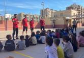 Visita de los jugadores del Jimbee Cartagena al CEIP Antonio Ulloa gracias al programa ADE