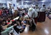 Los nios del Ensanche, los primeros en recibir los regalos de los Reyes Magos