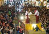 La Cabalgata de Reyes Magos más multitudinaria recorre las calles de Cartagena 