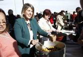 Miles de personas degustan las tradicionales pelotas galileas en da grande de Pozo Estrecho