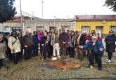 La Concejalía de Igualdad colabora con Afammer en la plantación de encinas para honrar a las mujeres rurales