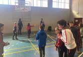 Jornada de 'Encesta con nosotros' con el Odilo CB en los colegios MIralmonte y Narval