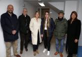 Visita de la alcaldesa a Urbanizacin Mediterrneo y Murcia Acoge