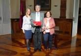 La vicealcaldesa entrega el distintivo de Cartagena a Manuel Ponce, Procesionista del Ao 2020