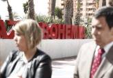 Visita a la renovada Plaza Bohemia en La Manga