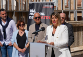 Lectura del manifiesto del Da Mundial del Teatro