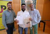 Entrega de diplomas a los alumnos de la UP del curso para acceso a la universidad