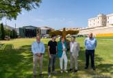 La alcaldesa de Cartagena ha realizado una visita previa a las instalaciones del Rock Imperium acompaada por el director del festival, el secretario general de la Consejera de Presidencia y Cultura, concejales del Ayuntamiento y patrocinadores