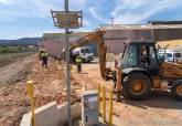 Obras para levantar un barrera que evite inundaciones en el barrio de San Ginés