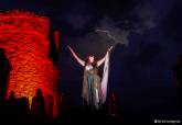 Preg�n de Carthagineses y Romanos con Tom�s Roncero y Crist�bal Soria. Encendido del fuego sagrado y Teatro Romano.