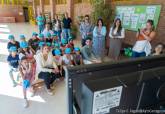 El Ayuntamiento ampla a ms de 100 rboles el plan de sombraje natural en los colegios este curso
