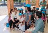 El Ayuntamiento ampla a ms de 100 rboles el plan de sombraje natural en los colegios este curso