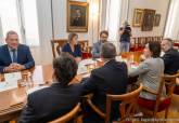 Reunin de la alcaldesa con directivos de Sabic