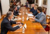 Reunin de la alcaldesa con directivos de Sabic