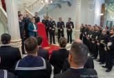 Entrega de llaves de Cartagena y reproduccin de la bandera de combate del submarino Isaac Peral a la dotacin del S81.