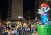 La cabalgata de los Reyes Magos más eficiente llena de ilusión las calles de Cartagena