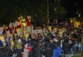 La cabalgata de los Reyes Magos más eficiente llena de ilusión las calles de Cartagena