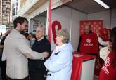 Inauguraci�n de la VII Muestra de Voluntariado de la UCAM en la Plaza de Juan XXIII