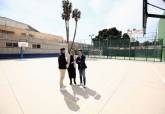 Visita a las pistas de tenis del pabelln central de Wssell de Guimbarda