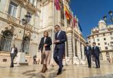 Visita alcalde de Murcia, Jos� Ballesta, al Palacio Consistorial de Cartagena.