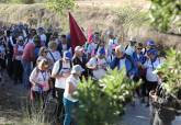 La alcaldesa con los mayores de Senda Senior en la peregrinacin desde Cehegn a Caravaca