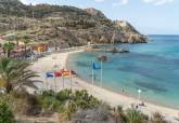 Entrega y colocacin de Banderas Azules en la playa de Cala Cortina, Cartagena. 