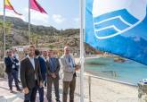 Entrega y colocacin de Banderas Azules en la playa de Cala Cortina, Cartagena. 