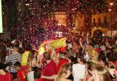 Cartagena vibra con la pantalla gigante instalada por el Ayuntamiento para ver la victoria de España en la Eurocopa