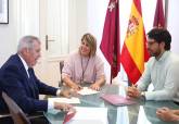 Firma convenio. 