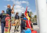 El Ayuntamiento repone la bandera de España del puerto que había sido objeto de un robo frustrado