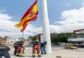 El Ayuntamiento repone la bandera de España del puerto que había sido objeto de un robo frustrado