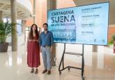 El concejal delegado de Cultura del Ayuntamiento de Cartagena, Nacho Judenes y la organizadora del evento, Lydia Martin