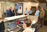 Visita de la alcaldesa, Noelia Arroyo, a la empresa Herjimar en el Polgono de Los Camachos